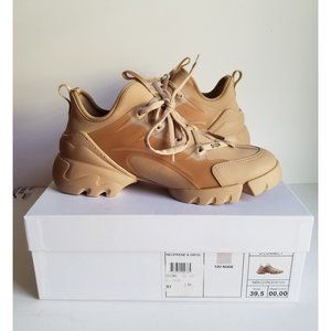 Christian Dior D Connect Sneaker Size 9.5 Retail Value $1,090.00